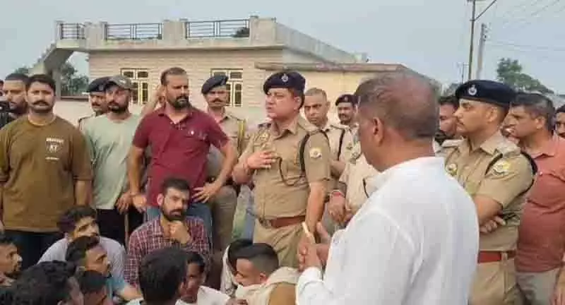 लड़का लड़की के साथ भाग गया, Paonta Sahib में सांप्रदायिक तनाव लड़का लड़की के साथ भाग गया, Paonta Sahib में सांप्रदायिक तनाव