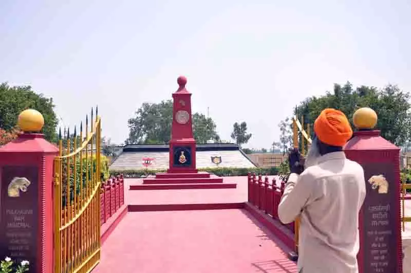 1971 के युद्ध में वीरता की Pul Kanjri गाथाएं अमृतसर के पर्यटन स्थलों की सूची से गायब 1971 के युद्ध में वीरता की Pul Kanjri गाथाएं अमृतसर के पर्यटन स्थलों की सूची से गायब