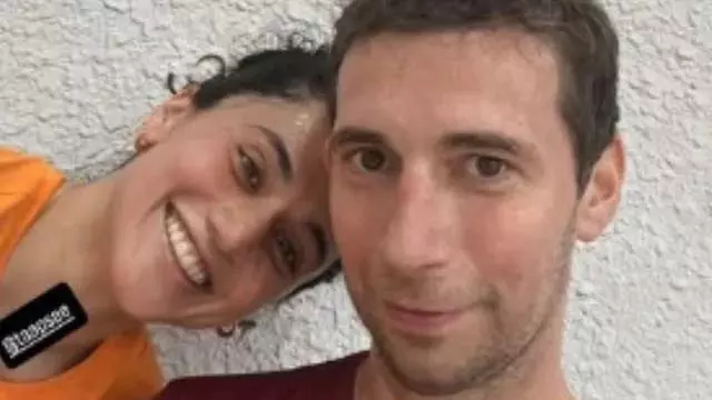 स्क्वैश में हार का दिलचस्प बहाना, तापसी ने कहा– मैं दयालु थी! स्क्वैश में हार का दिलचस्प बहाना, तापसी ने कहा– मैं दयालु थी!