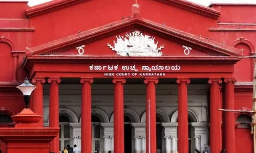 Karnataka HC ने 16 जून से बाइक और टैक्सी सेवाओं को निलंबित करने के एकल न्यायाधीश पीठ के आदेश पर रोक लगाने से इनकार कर दिया