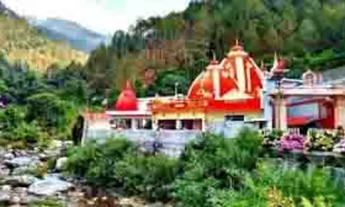 Uttarakhand: कैंची धाम के लिए चार जगहों से चलेंगी शटल सेवाएं Uttarakhand: कैंची धाम के लिए चार जगहों से चलेंगी शटल सेवाएं
