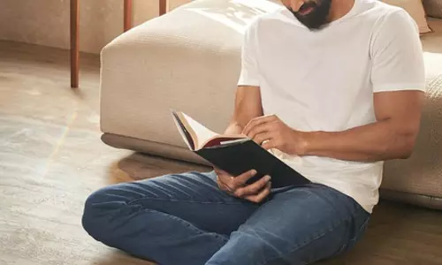 सिर्फ टच में रहना काफी नहीं, दिल से जुड़ना भी रिश्ते में जरूरी: आदित्य रॉय कपूर
