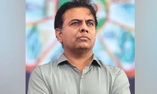 KTR पर सरकार को ‘बदनाम’ करने का मामला दर्ज KTR पर सरकार को ‘बदनाम’ करने का मामला दर्ज