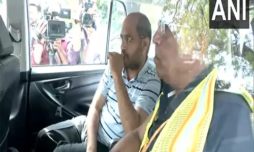 AAIB के अधिकारी अहमदाबाद में AI-171 दुर्घटना स्थल पर पहुंचे AAIB के अधिकारी अहमदाबाद में AI-171 दुर्घटना स्थल पर पहुंचे