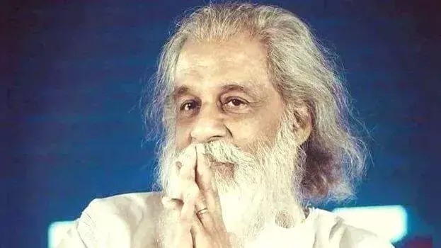 Kerala: विमान हादसों से दो बार सुरक्षित निकले येसुदास, भाग्य ने दिया साथ Kerala: विमान हादसों से दो बार सुरक्षित निकले येसुदास, भाग्य ने दिया साथ