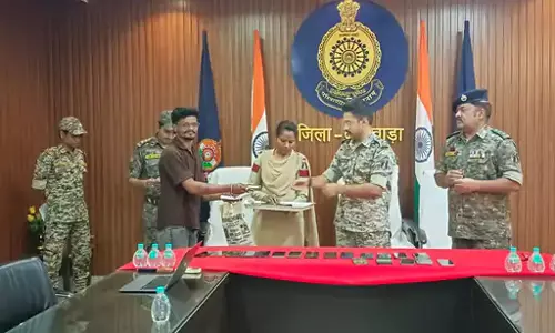 दंतेवाड़ा पुलिस ने गुम मोबाइल ढूंढकर मालिकों को लौटाया