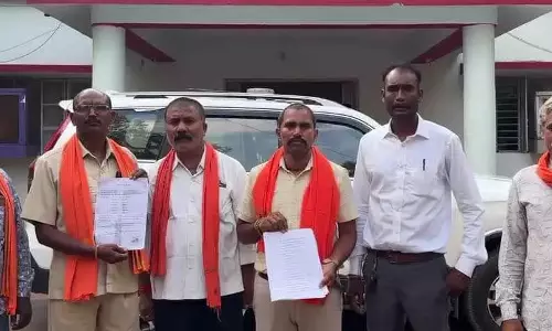 सरपंच ने जारी किया तालिबानी फरमान, एसपी के पास पहुंचे 7 परिवार