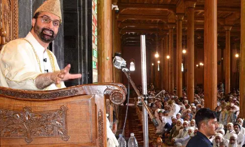 जम्मू-कश्मीर सरकार लोगों के अधिकारों की रक्षा करने में विफल रही है: Mirwaiz जम्मू-कश्मीर सरकार लोगों के अधिकारों की रक्षा करने में विफल रही है: Mirwaiz