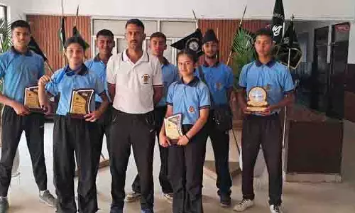 कैडेट पलक ने NCC के वार्षिक कैंप में चमकाया जलवा, जीता स्वर्ण पदक