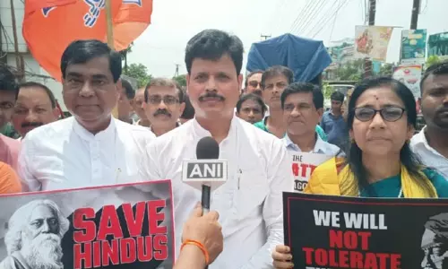 Bangladesh में टैगोर के पैतृक घर पर हमले के खिलाफ भाजपा ने अगरतला में विरोध रैली निकाली