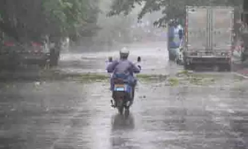 सेंट्रल वियतनाम में टाइफून वुटिप के कारण तीन लोगों की मौत सेंट्रल वियतनाम में टाइफून वुटिप के कारण तीन लोगों की मौत