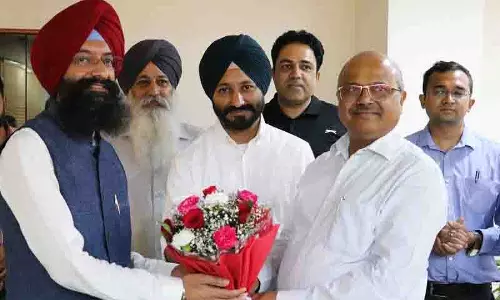 Dr. Sandhu आईकेजीपीटीयू के रजिस्ट्रार