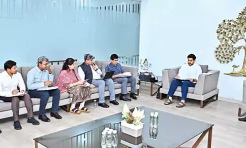 Nara Lokesh : सभी को माँ को सलाम, भले ही वे इसके योग्य हों Nara Lokesh : सभी को माँ को सलाम, भले ही वे इसके योग्य हों