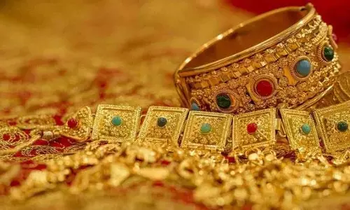 विशेषज्ञों का अनुमान है कि अगर Israel-Iran संघर्ष बढ़ता है तो MCX पर सोना ₹1.05 लाख तक पहुंच सकता है विशेषज्ञों का अनुमान है कि अगर Israel-Iran संघर्ष बढ़ता है तो MCX पर सोना ₹1.05 लाख तक पहुंच सकता है