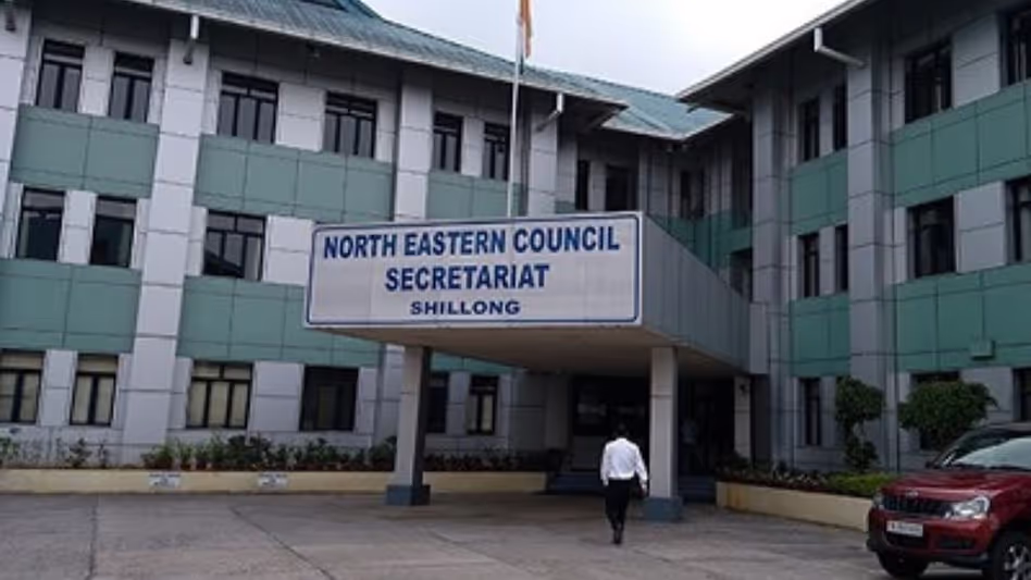 Manipur  परियोजनाओं के लिए 6.19 करोड़ रुपये से अधिक वितरित