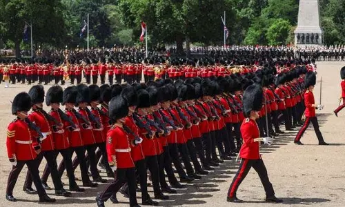राजा चार्ल्स ने जन्मदिन परेड में एयर इंडिया विमान दुर्घटना के पीड़ितों को याद किया