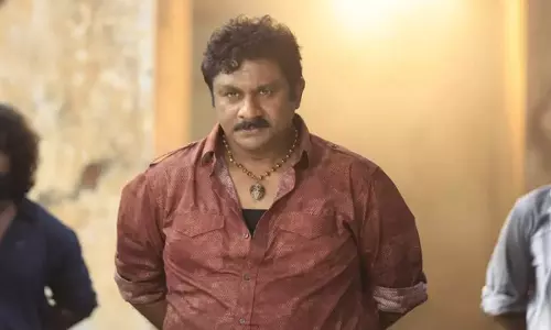 क्राइम थ्रिलर ‘गेडेला राजू’ का फर्स्ट लुक जारी क्राइम थ्रिलर ‘गेडेला राजू’ का फर्स्ट लुक जारी
