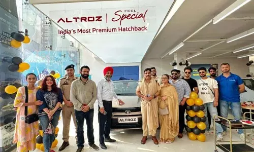 AM टाटा में बिल्कुल नई टाटा अल्ट्रोज़ लॉन्च की AM टाटा में बिल्कुल नई टाटा अल्ट्रोज़ लॉन्च की