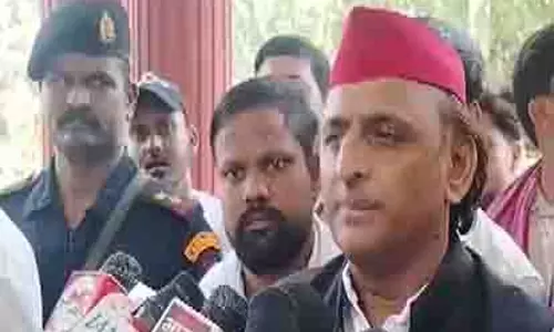 Akhilesh Yadav ने एयर इंडिया विमान दुर्घटना पर दुख व्यक्त करते हुए कहा, यह देखना बहुत दुखद
