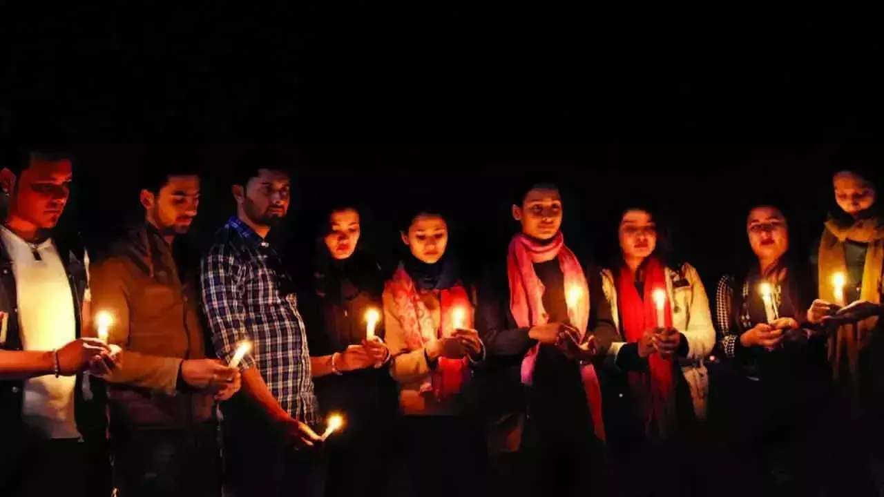TJUDA विमान दुर्घटना के पीड़ितों की याद में मोमबत्ती जलाकर श्रद्धांजलि अर्पित करेगा