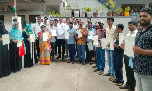 गरीबों की आर्थिक मदद के लिए Venkatesh विधायक पद नहीं मांगेंगे गरीबों की आर्थिक मदद के लिए Venkatesh विधायक पद नहीं मांगेंगे