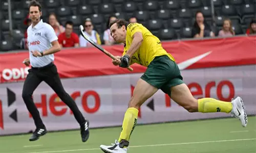 FIH हॉकी प्रो लीग: ऑस्ट्रेलिया ने भारत को 3-2 से हराया FIH हॉकी प्रो लीग: ऑस्ट्रेलिया ने भारत को 3-2 से हराया