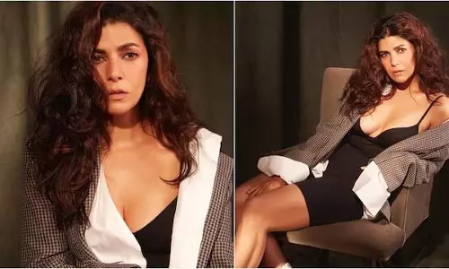 Nimrat Kaur : लेटेस्ट फोटोशूट में बिखेरा जलवा, सोशल मीडिया पर तारीफों की बौछार Nimrat Kaur : लेटेस्ट फोटोशूट में बिखेरा जलवा, सोशल मीडिया पर तारीफों की बौछार