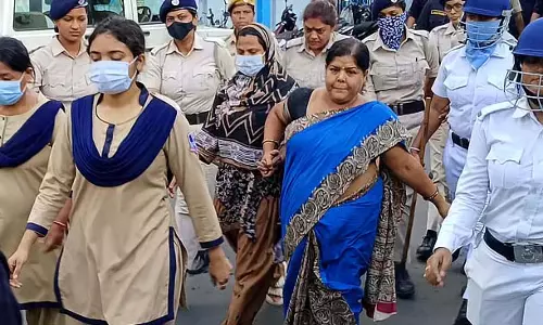 फुलटूसी की दत्तक पुत्री का पिता कौन है?