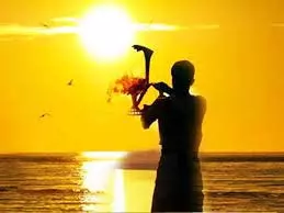Surya Dev: जीवन में अच्छे स्वास्थ्य के लिए सूर्य उपासना और पूजा विधि का महत्व Surya Dev: जीवन में अच्छे स्वास्थ्य के लिए सूर्य उपासना और पूजा विधि का महत्व