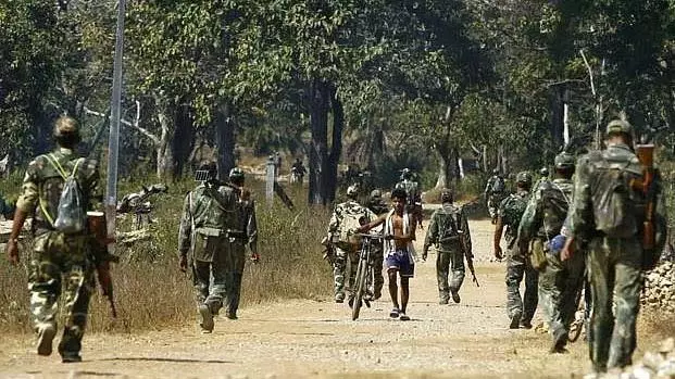 MP : बालाघाट मुठभेड़ में तीन महिलाओं समेत चार माओवादी मारे गए MP : बालाघाट मुठभेड़ में तीन महिलाओं समेत चार माओवादी मारे गए
