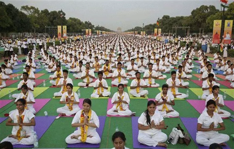 AP: 21 जून को अंतरराष्ट्रीय योग दिवस पर आदिवासी छात्र बनाएंगे रिकॉर्ड AP: 21 जून को अंतरराष्ट्रीय योग दिवस पर आदिवासी छात्र बनाएंगे रिकॉर्ड