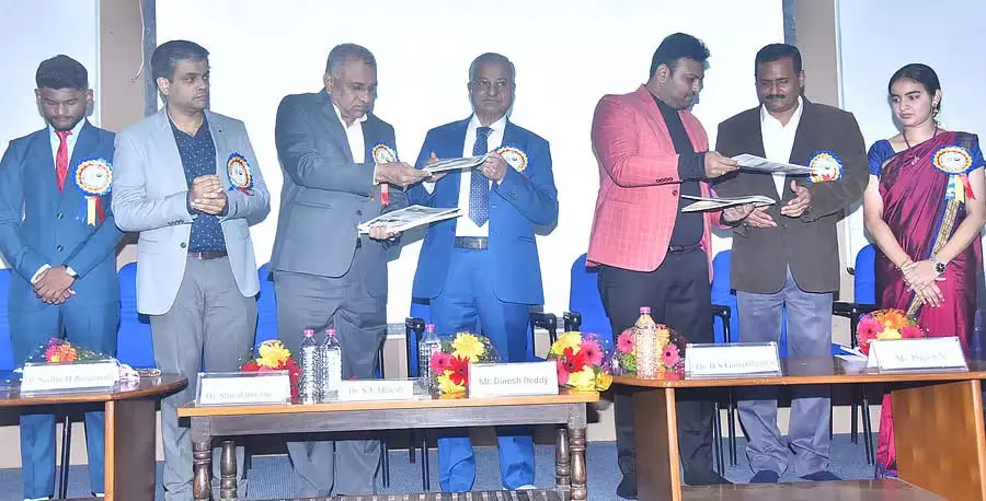 Tumkur: औद्योगिक विकास के लिए नवाचार महत्वपूर्ण Tumkur: औद्योगिक विकास के लिए नवाचार महत्वपूर्ण