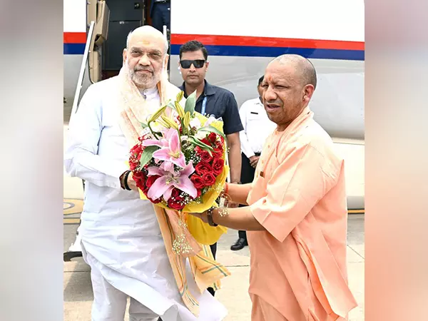 CM Yogi ने कहा- संस्कृति और साहित्य की धरती लखनऊ में अमित शाह का स्वागत है CM Yogi ने कहा- संस्कृति और साहित्य की धरती लखनऊ में अमित शाह का स्वागत है