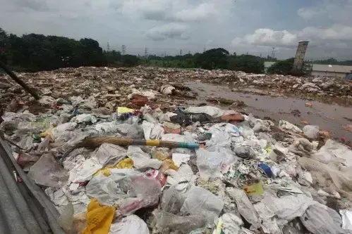 Kerala में स्वच्छता बढ़ाने के लिए सार्वजनिक कचरा डंपिंग की सूचना देने पर अधिक पुरस्कार Kerala में स्वच्छता बढ़ाने के लिए सार्वजनिक कचरा डंपिंग की सूचना देने पर अधिक पुरस्कार