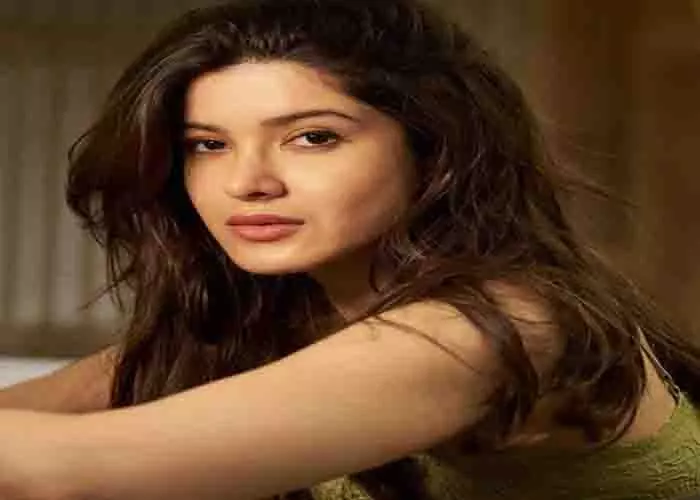 Shanaya Kapoor ने ‘आंखों की गुस्ताखियां’ के लिए वर्कशॉप के पहले दिन की झलक दिखाई Shanaya Kapoor ने ‘आंखों की गुस्ताखियां’ के लिए वर्कशॉप के पहले दिन की झलक दिखाई