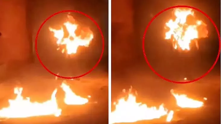 MP : रिश्ते से निराश युवक ने ग्वालियर में प्रेमिका के घर के बाहर खुद को आग लगा ली MP : रिश्ते से निराश युवक ने ग्वालियर में प्रेमिका के घर के बाहर खुद को आग लगा ली