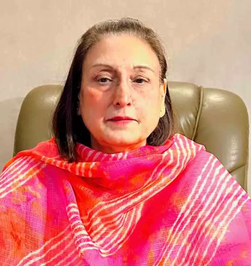 Punjab महिला पैनल प्रमुख ने कहा, निगरानीकर्ताओं को नैतिक पुलिसिंग में शामिल होने का कोई अधिकार नहीं Punjab महिला पैनल प्रमुख ने कहा, निगरानीकर्ताओं को नैतिक पुलिसिंग में शामिल होने का कोई अधिकार नहीं