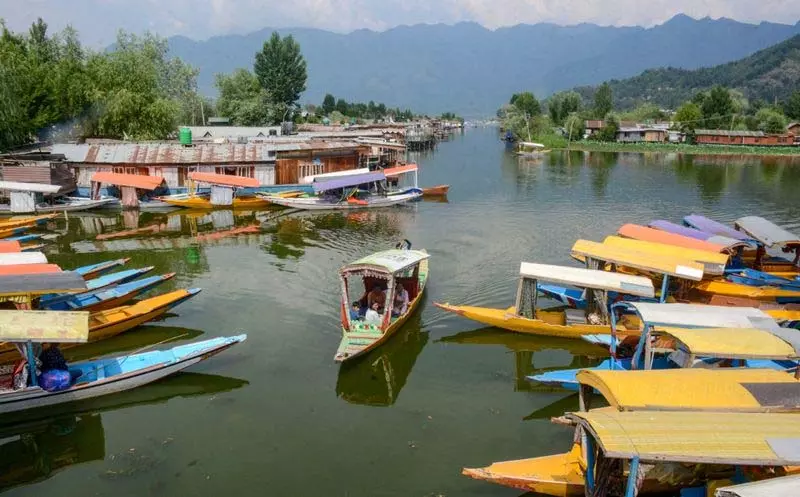 Kashmir में पर्यटन को पूरा समर्थन देंगे ट्रैवल एजेंट्स संगठन Kashmir में पर्यटन को पूरा समर्थन देंगे ट्रैवल एजेंट्स संगठन