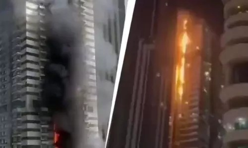 टाइगर टॉवर भीषण आग चपेट में, 4 हजार लोगों का सुरक्षित रेस्क्यू