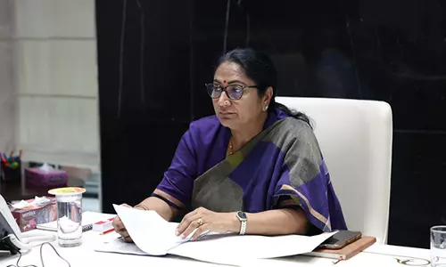 CM Rekha Gupta ने दिल्ली के रियल एस्टेट में सुधार का संकल्प लिया CM Rekha Gupta ने दिल्ली के रियल एस्टेट में सुधार का संकल्प लिया