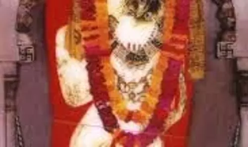 Mehandipur Balaji Mandir: मेहंदीपुर बालाजी मंदिर को क्यों माना जाता है भूत-प्रेत निवारण का केंद्र, जानें इससे जुड़ी मान्यताएं Mehandipur Balaji Mandir: मेहंदीपुर बालाजी मंदिर को क्यों माना जाता है भूत-प्रेत निवारण का केंद्र, जानें इससे जुड़ी मान्यताएं