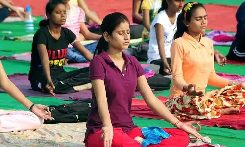 योग दिवस के लिए बड़े पैमाने पर तैयारियां चल रही ; मांडू और महेश्वर के जहाज महल में भी कार्यक्रम होंगे योग दिवस के लिए बड़े पैमाने पर तैयारियां चल रही ; मांडू और महेश्वर के जहाज महल में भी कार्यक्रम होंगे