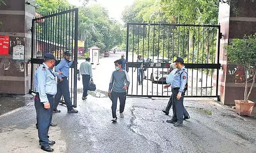 विश्वविद्यालयों ने आधुनिक विज्ञान संग पारंपरिक चिकित्सा को पुनर्जीवित किया विश्वविद्यालयों ने आधुनिक विज्ञान संग पारंपरिक चिकित्सा को पुनर्जीवित किया