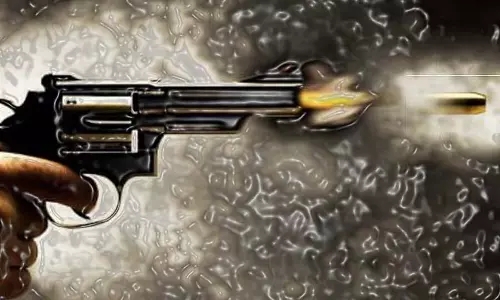 महिला से बलात्कार: आरोपी फिरोज के पैर में गोली लगी महिला से बलात्कार: आरोपी फिरोज के पैर में गोली लगी