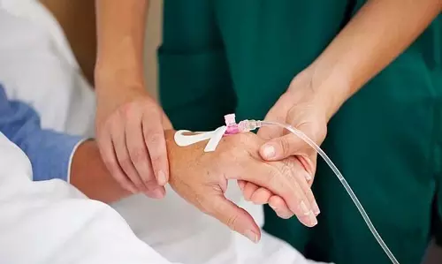 Odisha में सामुदायिक भोज के बाद 18 लोग अस्पताल में भर्ती, फूड पॉइजनिंग का संदेह Odisha में सामुदायिक भोज के बाद 18 लोग अस्पताल में भर्ती, फूड पॉइजनिंग का संदेह