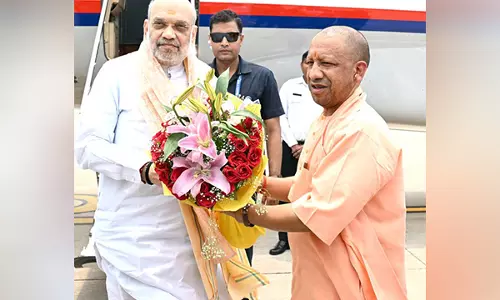 CM Yogi ने कहा- संस्कृति और साहित्य की धरती लखनऊ में अमित शाह का स्वागत है