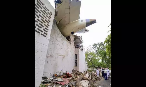 Air India ने सभी सोशल मीडिया प्लेटफॉर्म पर अपनी प्रोफाइल पिक्चर को ब्लैक आउट कर दिया