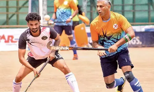 हॉकी और कोडागु: अब कोडागु परिवार की हॉकी की महिमा में आशा की किरण हॉकी और कोडागु: अब कोडागु परिवार की हॉकी की महिमा में आशा की किरण