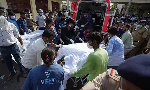 गुजरात विमान हादसा :14 लोगों के शव सौंपे गए 600 लोग चिकित्सा कार्य में लगे