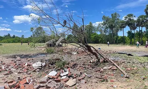 Tamil Nadu : चिदंबरम के निकट घर में बने बम विस्फोट में महिला की मौत Tamil Nadu : चिदंबरम के निकट घर में बने बम विस्फोट में महिला की मौत